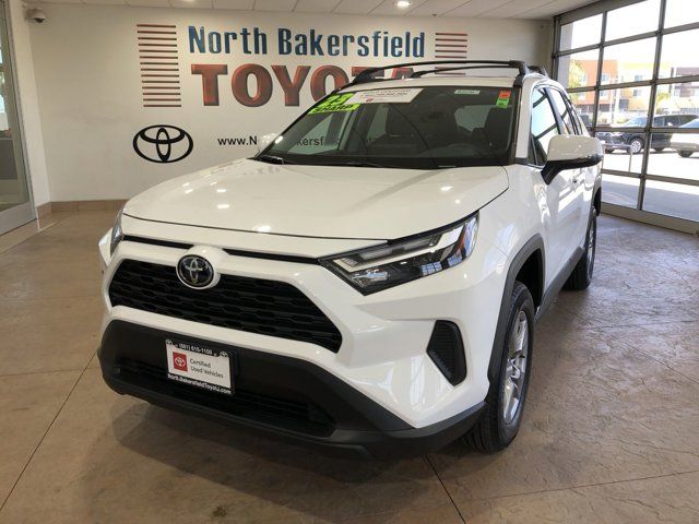 2023 Toyota RAV4 XLE