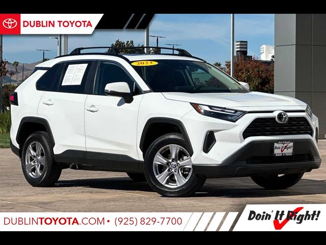 2023 Toyota RAV4 XLE