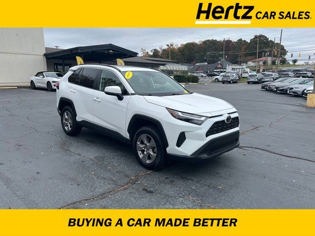 2023 Toyota RAV4 XLE