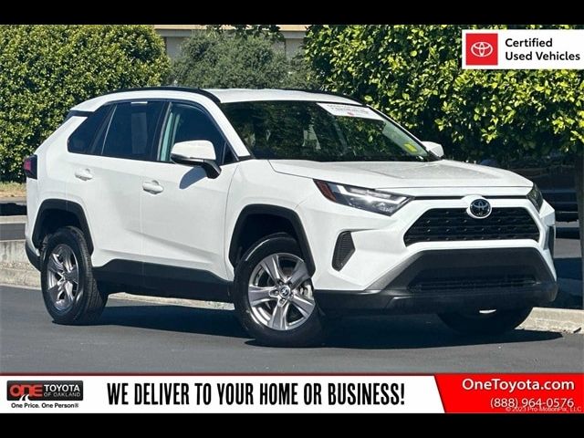 2023 Toyota RAV4 XLE