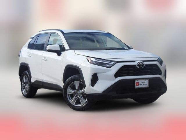 2023 Toyota RAV4 XLE