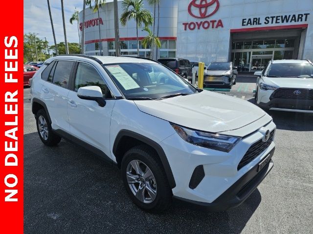 2023 Toyota RAV4 XLE