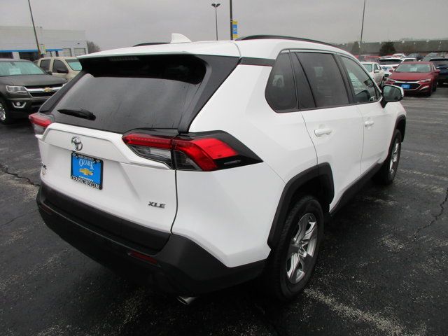 2023 Toyota RAV4 XLE