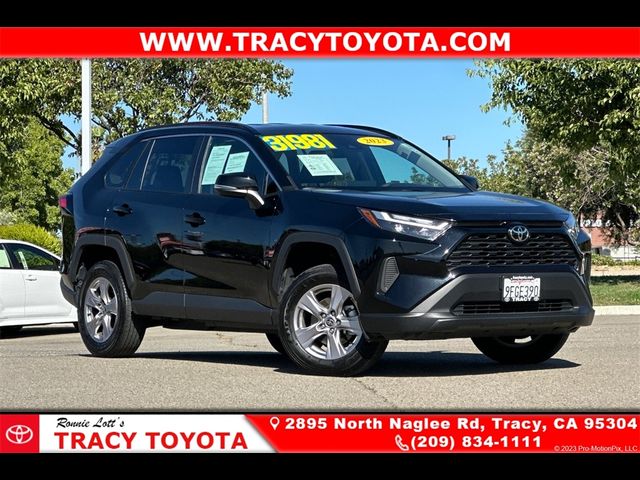 2023 Toyota RAV4 XLE