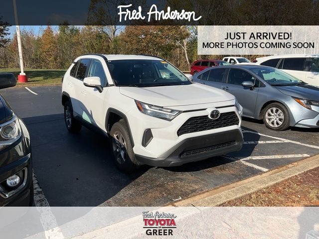 2023 Toyota RAV4 XLE