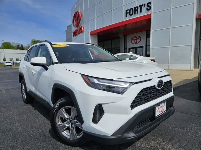 2023 Toyota RAV4 XLE