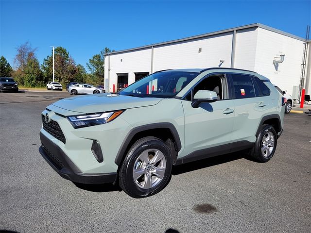 2023 Toyota RAV4 XLE