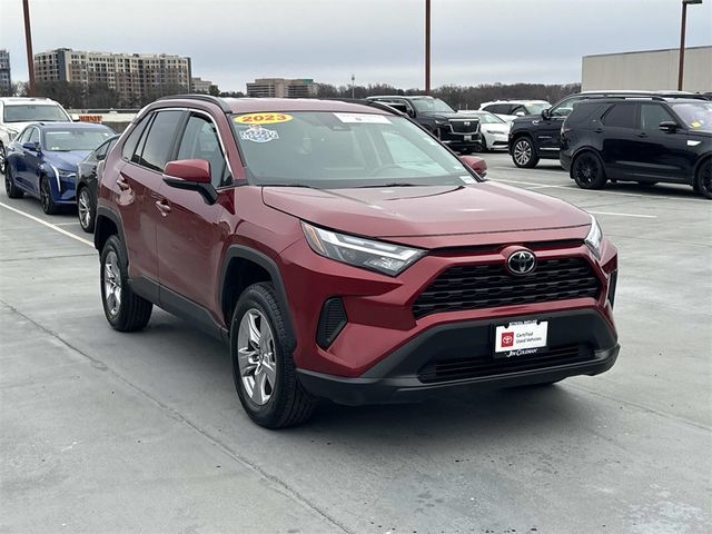 2023 Toyota RAV4 XLE