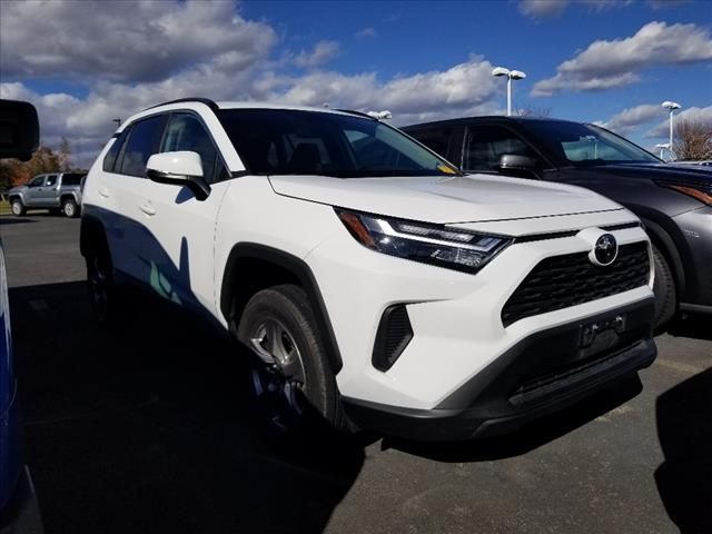 2023 Toyota RAV4 XLE