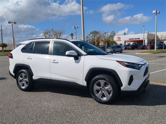 2023 Toyota RAV4 XLE