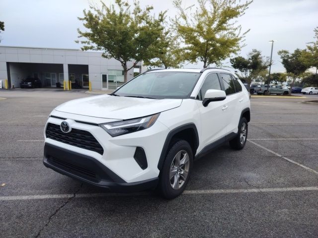 2023 Toyota RAV4 XLE