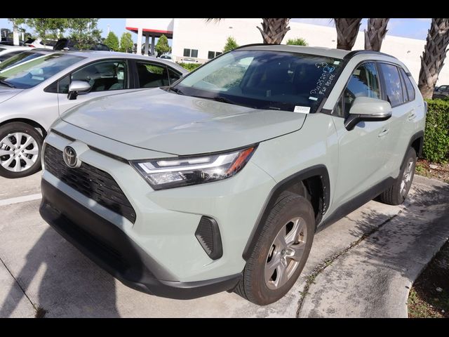 2023 Toyota RAV4 XLE