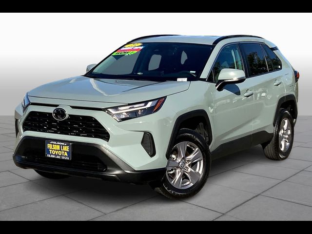 2023 Toyota RAV4 XLE