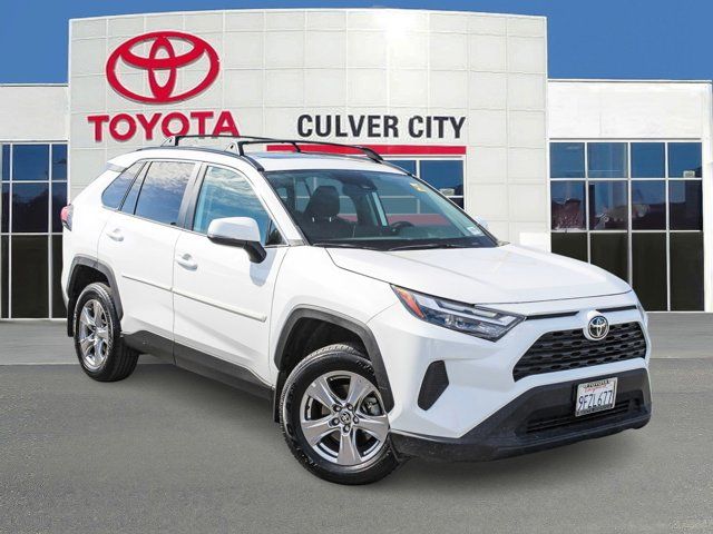 2023 Toyota RAV4 XLE