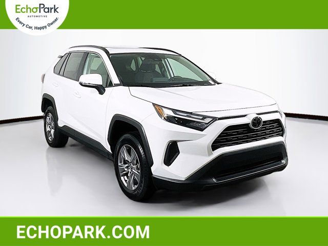 2023 Toyota RAV4 XLE