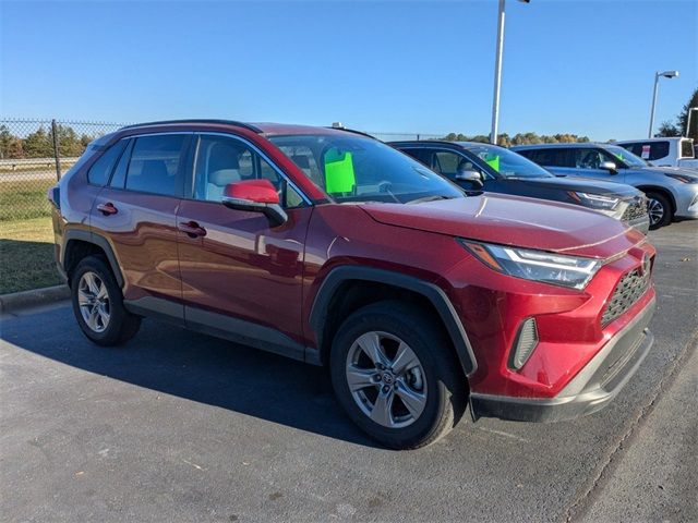 2023 Toyota RAV4 XLE