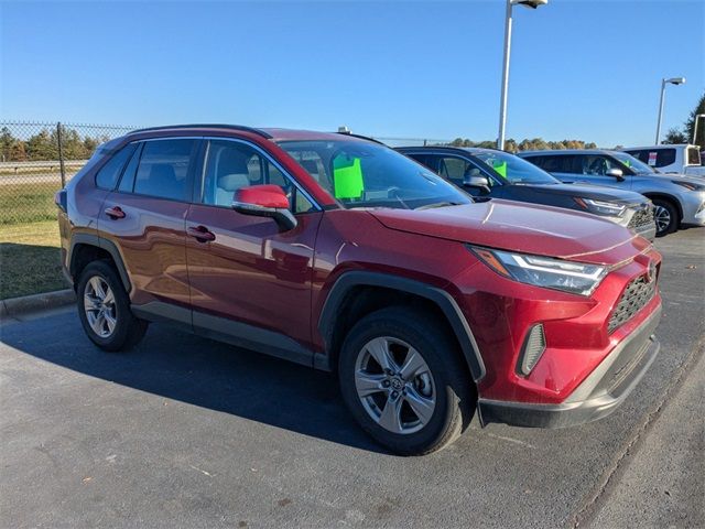 2023 Toyota RAV4 XLE