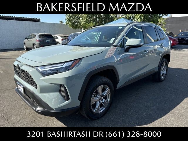 2023 Toyota RAV4 XLE