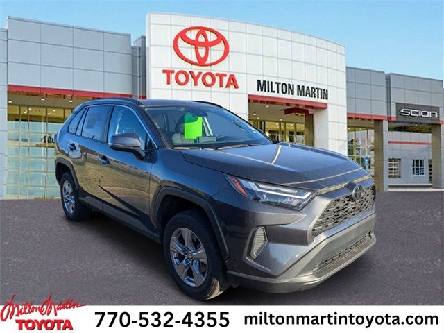 2023 Toyota RAV4 XLE