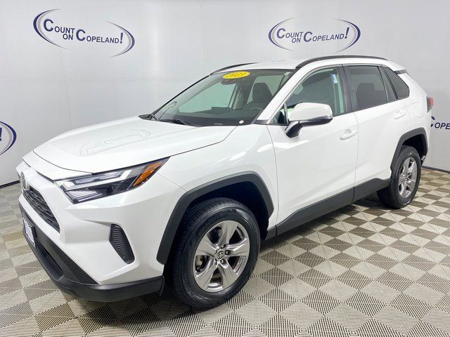 2023 Toyota RAV4 XLE