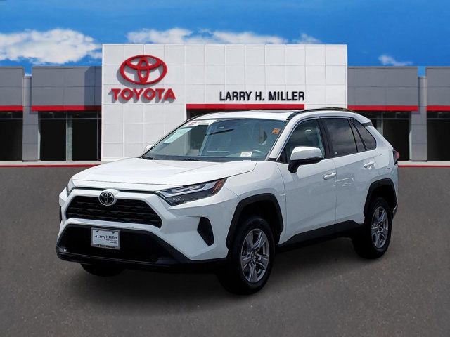 2023 Toyota RAV4 XLE