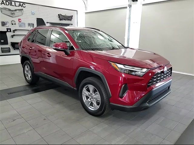 2023 Toyota RAV4 XLE