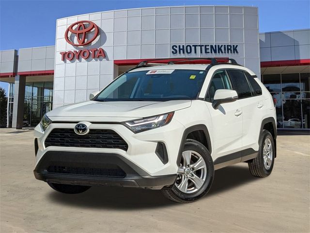 2023 Toyota RAV4 XLE