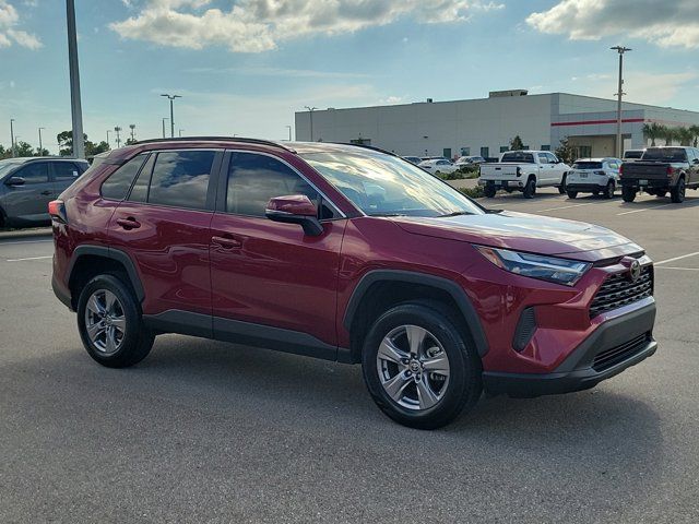 2023 Toyota RAV4 XLE