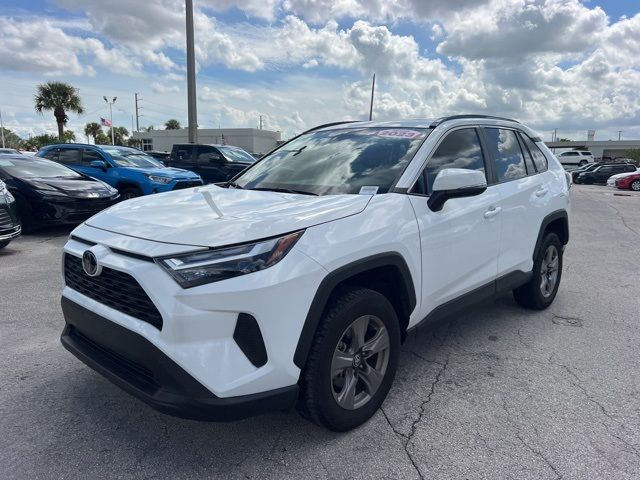 2023 Toyota RAV4 XLE