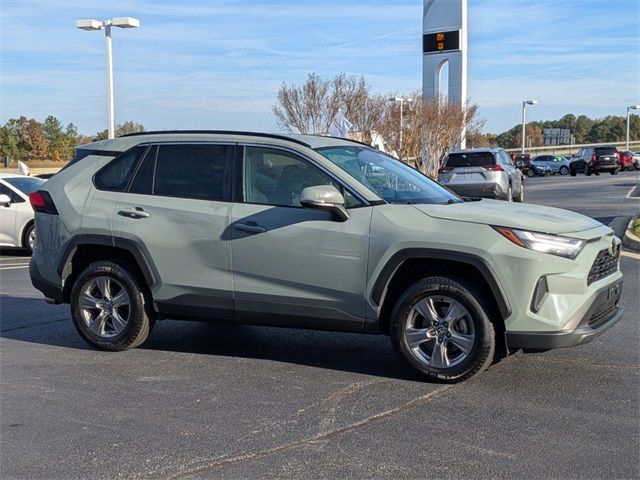 2023 Toyota RAV4 XLE