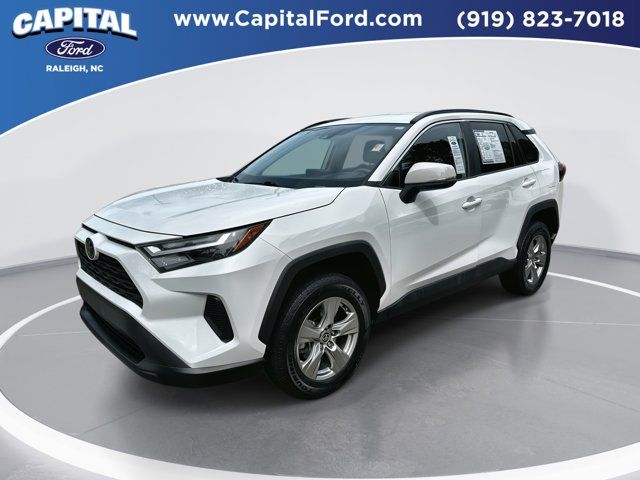 2023 Toyota RAV4 XLE