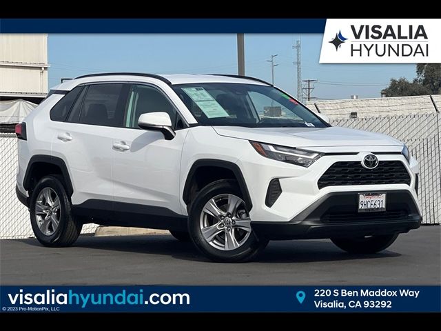 2023 Toyota RAV4 XLE