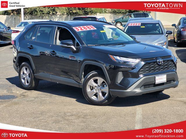 2023 Toyota RAV4 XLE