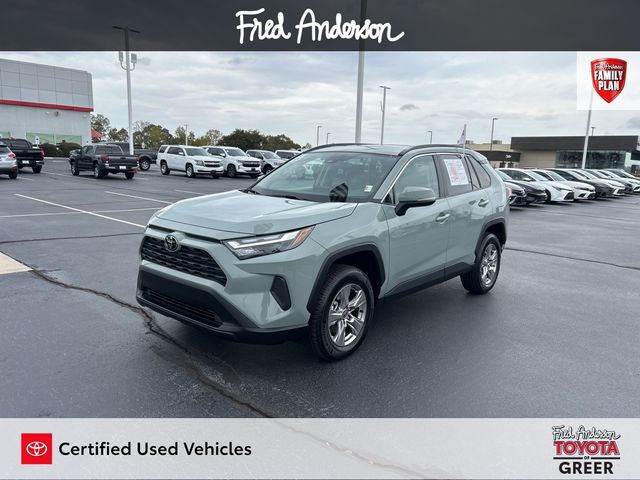 2023 Toyota RAV4 XLE