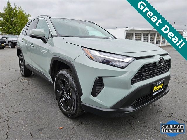 2023 Toyota RAV4 XLE