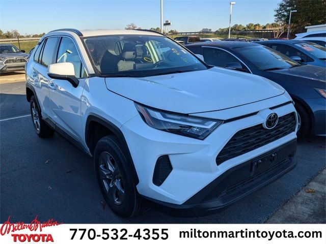 2023 Toyota RAV4 XLE