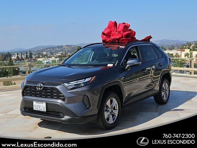 2023 Toyota RAV4 XLE