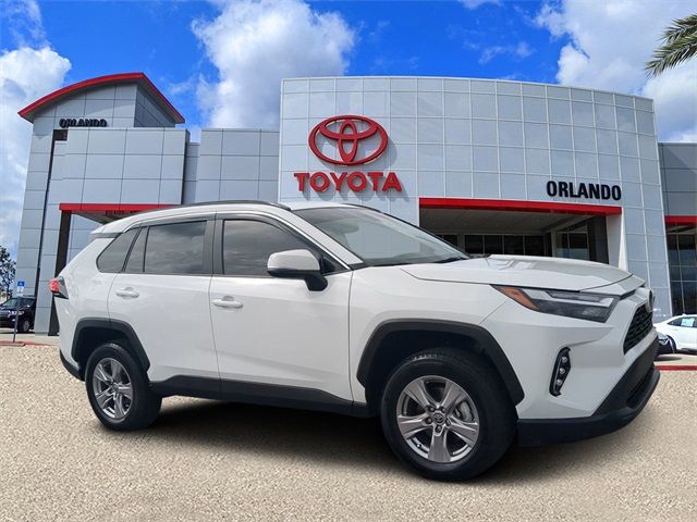 2023 Toyota RAV4 XLE