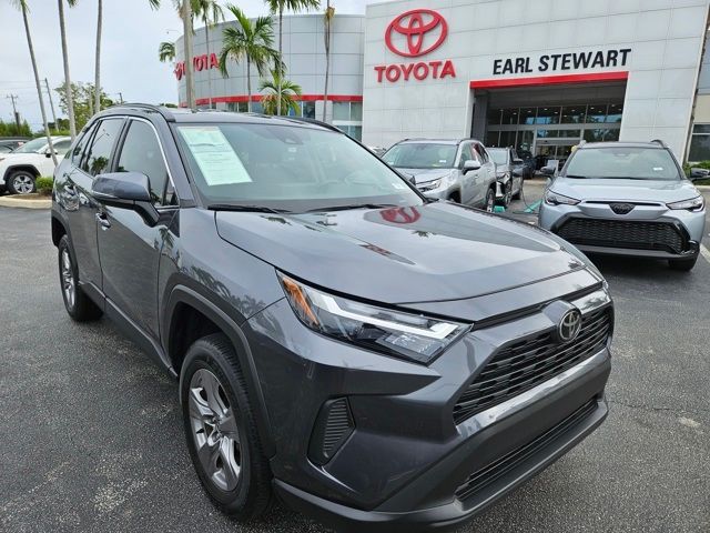 2023 Toyota RAV4 XLE