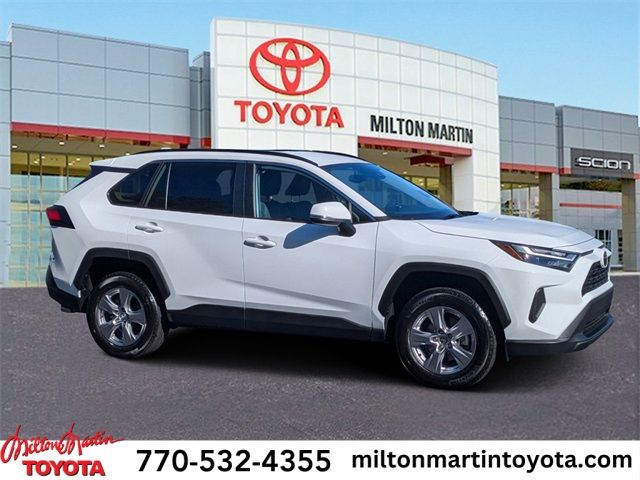 2023 Toyota RAV4 XLE