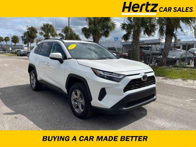 2023 Toyota RAV4 XLE