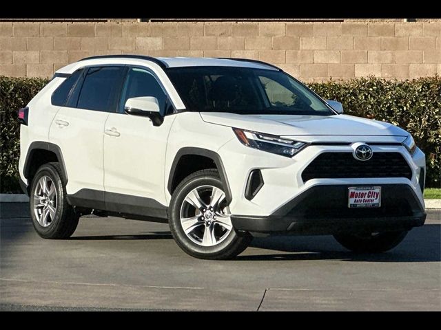 2023 Toyota RAV4 XLE