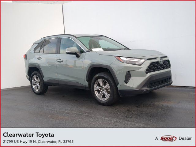 2023 Toyota RAV4 XLE