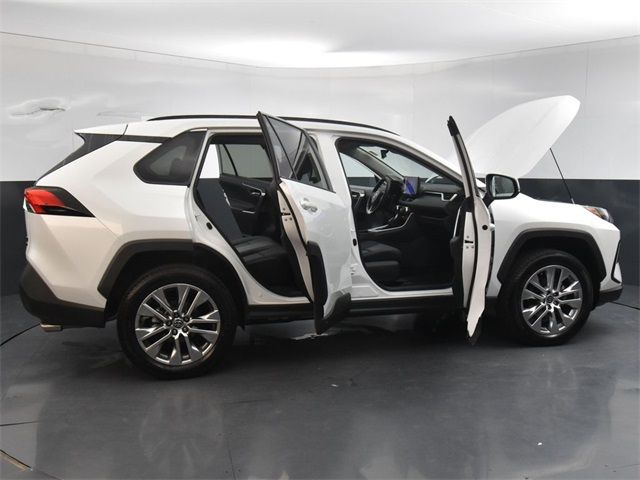 2023 Toyota RAV4 XLE Premium