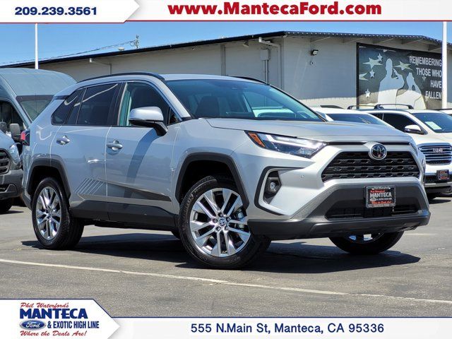 2023 Toyota RAV4 XLE Premium