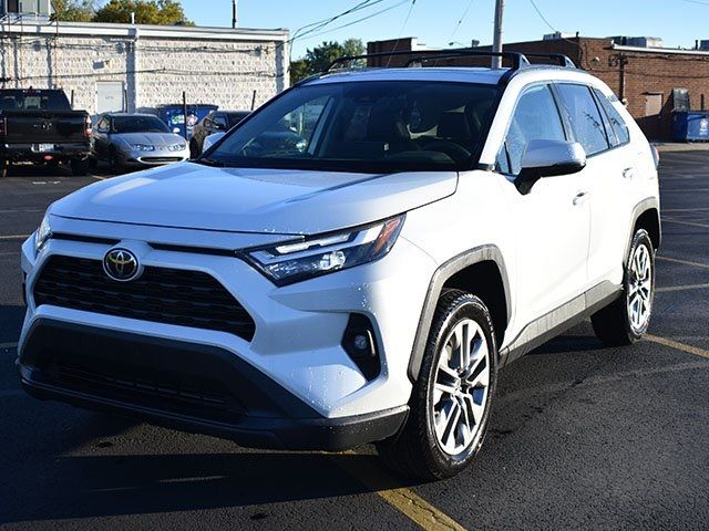 2023 Toyota RAV4 XLE Premium