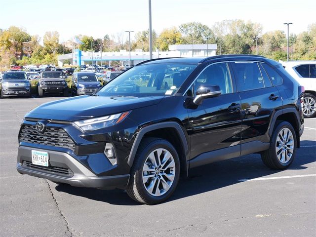 2023 Toyota RAV4 XLE Premium