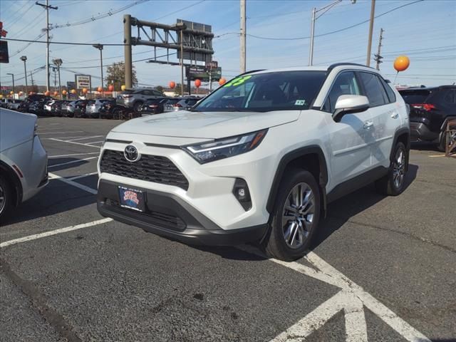 2023 Toyota RAV4 XLE Premium