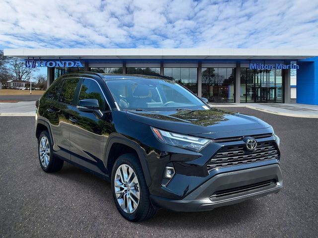 2023 Toyota RAV4 XLE Premium
