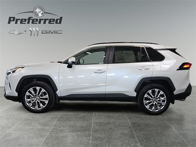 2023 Toyota RAV4 XLE Premium